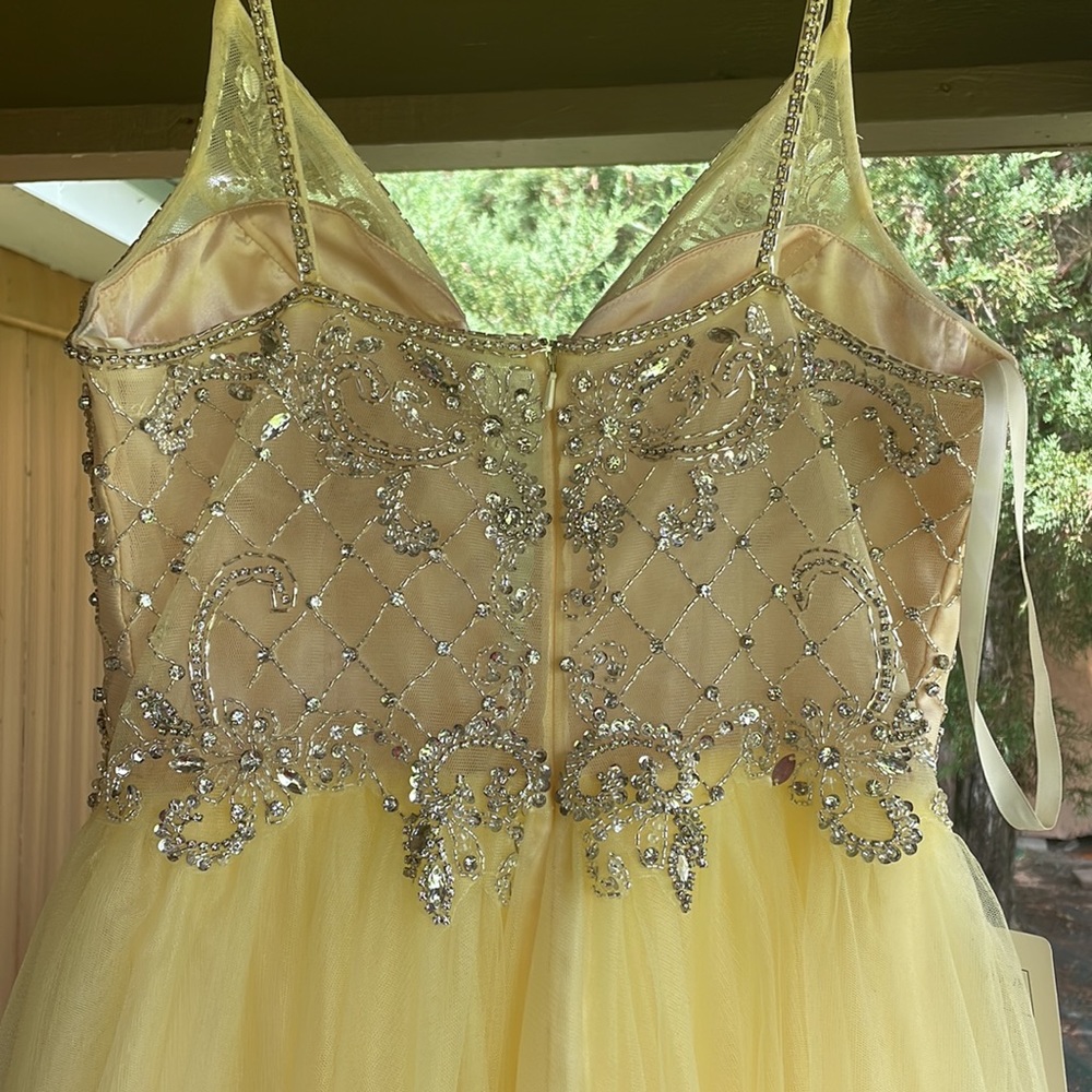 Prom dress - Picture 5 of 6